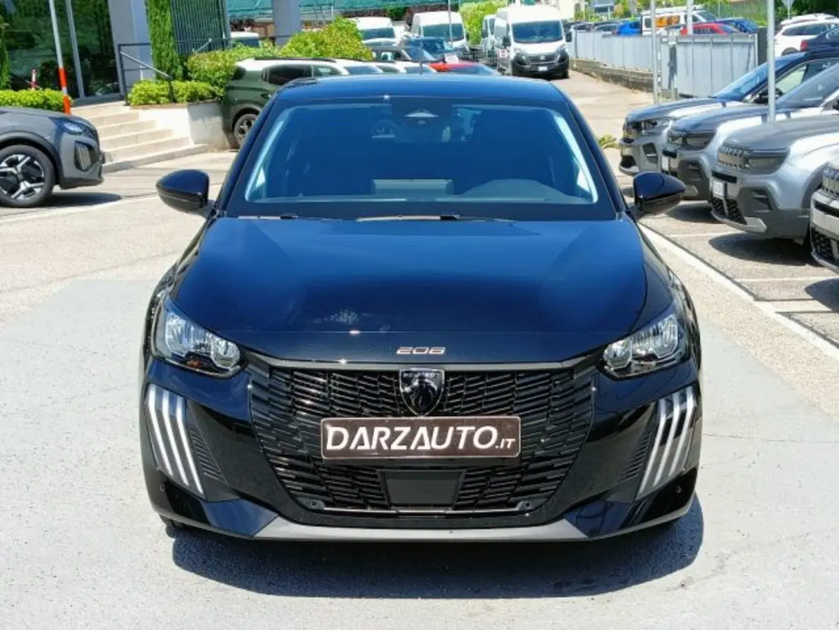 Peugeot 208 nuova a Brescia (2)