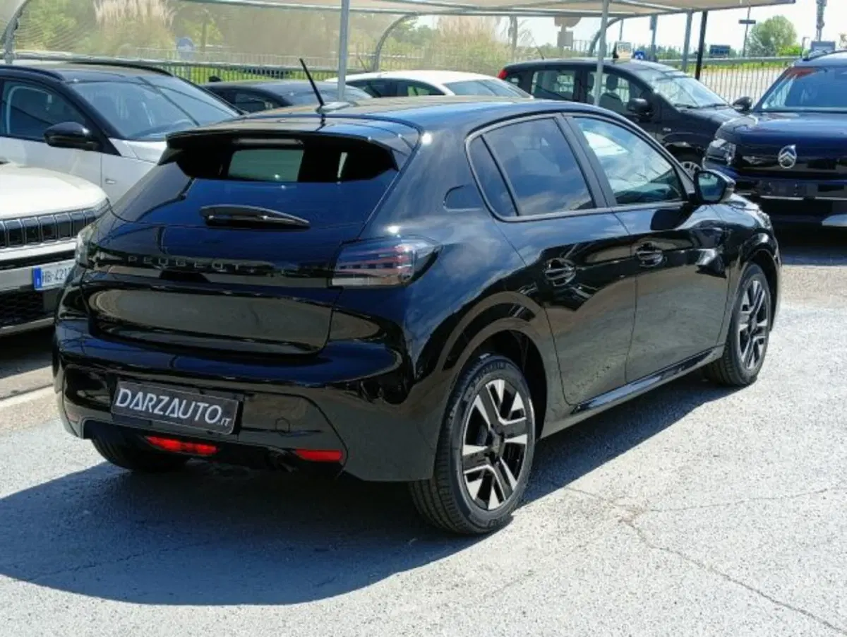 Peugeot 208 nuova a Brescia (5)