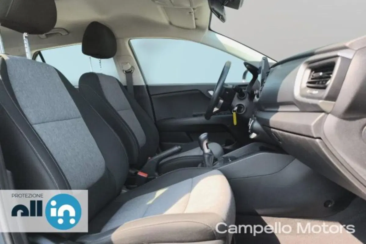 Kia Stonic usata a Venezia (14)