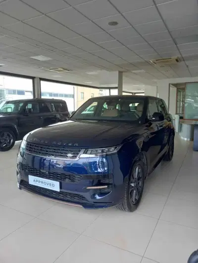 Land Rover Range Rover Sport 3.0D l6 249 CV HSE Dynamic Stealth del 2023 usata a Massarosa