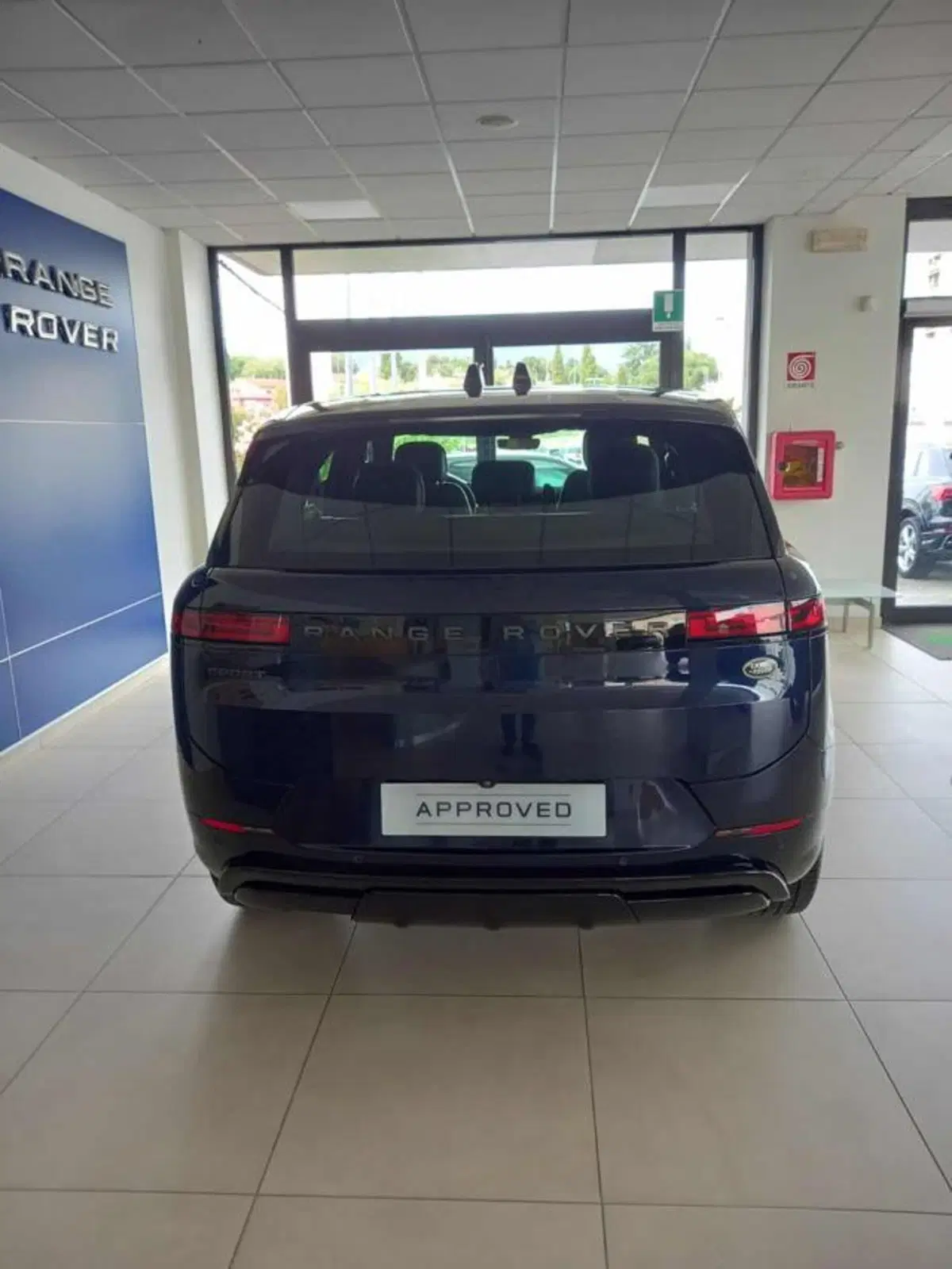 Land Rover Range Rover Sport usata a Lucca (4)