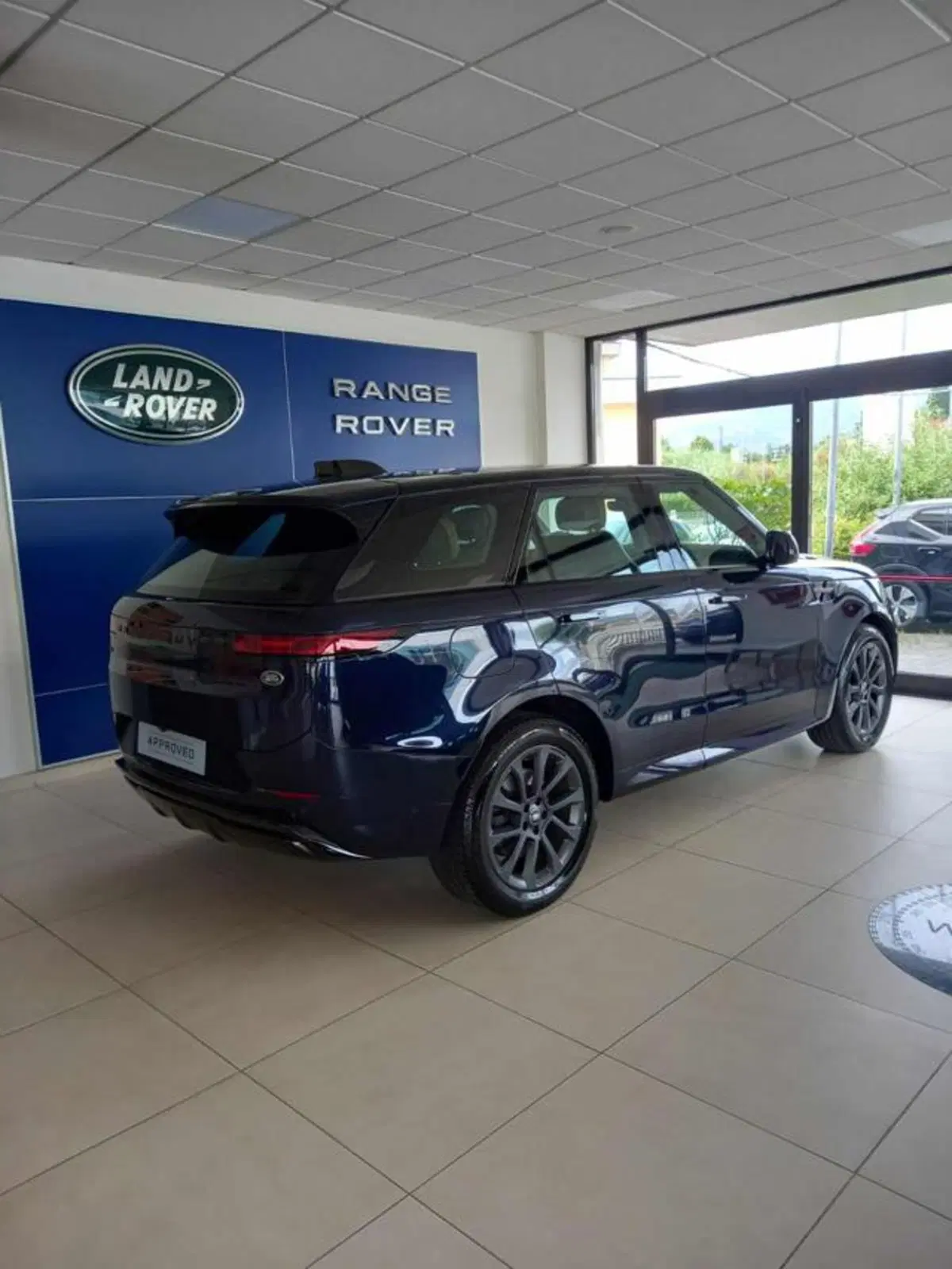 Land Rover Range Rover Sport usata a Lucca (5)