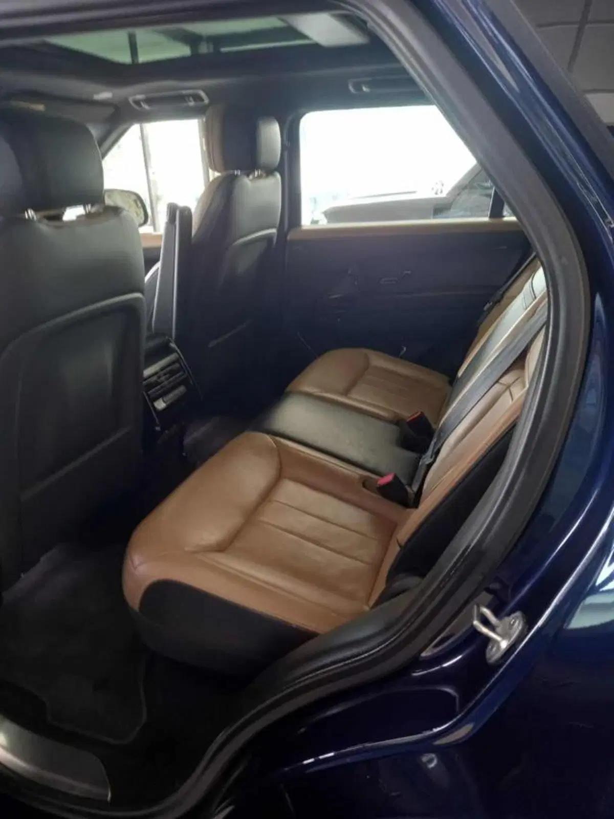 Land Rover Range Rover Sport usata a Lucca (8)