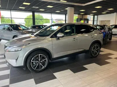 Nissan Qashqai 1.3 DIG-T 140 CV Tekna del 2024 usata a Lurate Caccivio