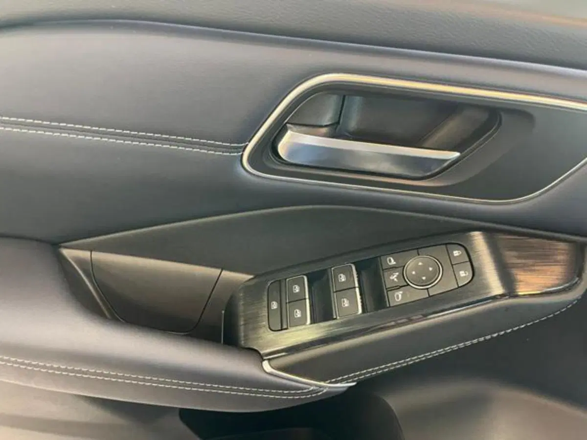 Nissan Qashqai usata a Como (17)