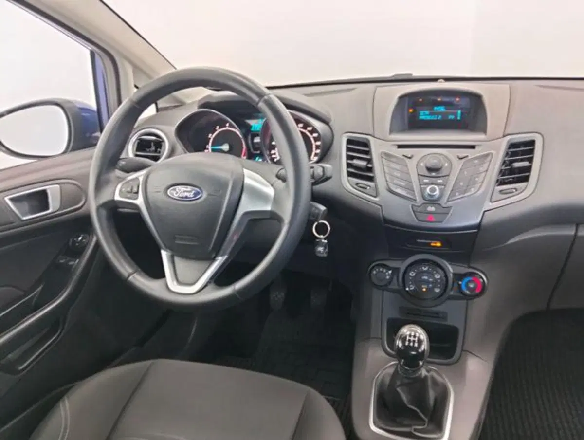 Ford Fiesta usata a Como (11)