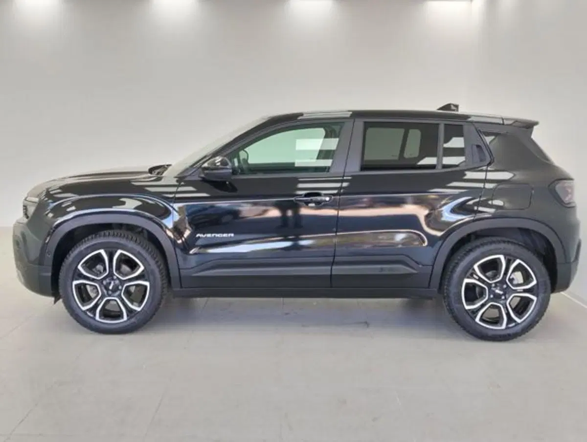 Jeep Avenger usata a Como (8)