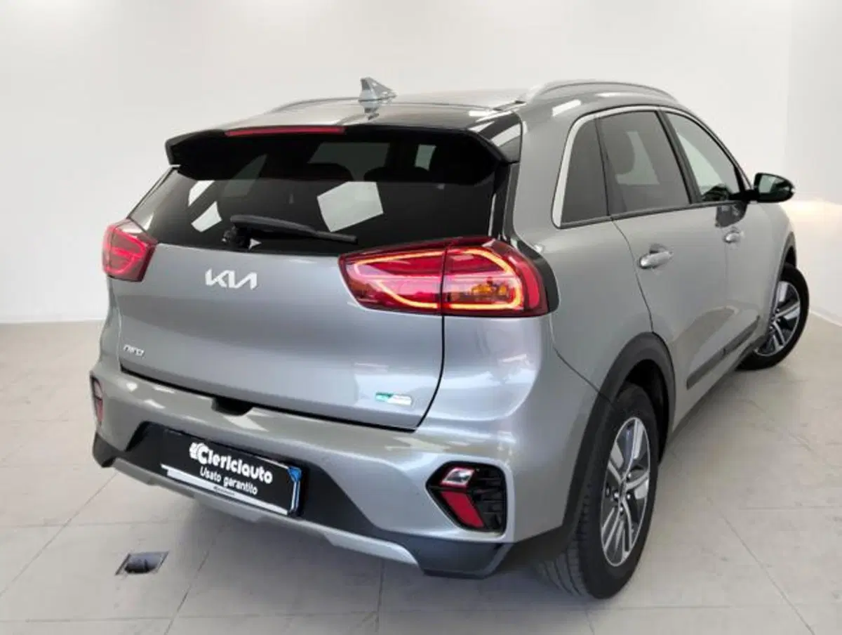 Kia Niro usata a Como (2)
