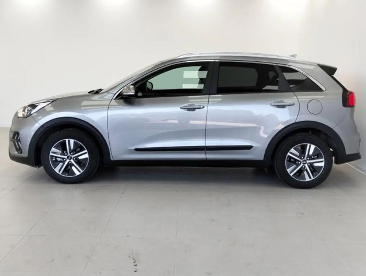 Kia Niro usata a Como (8)