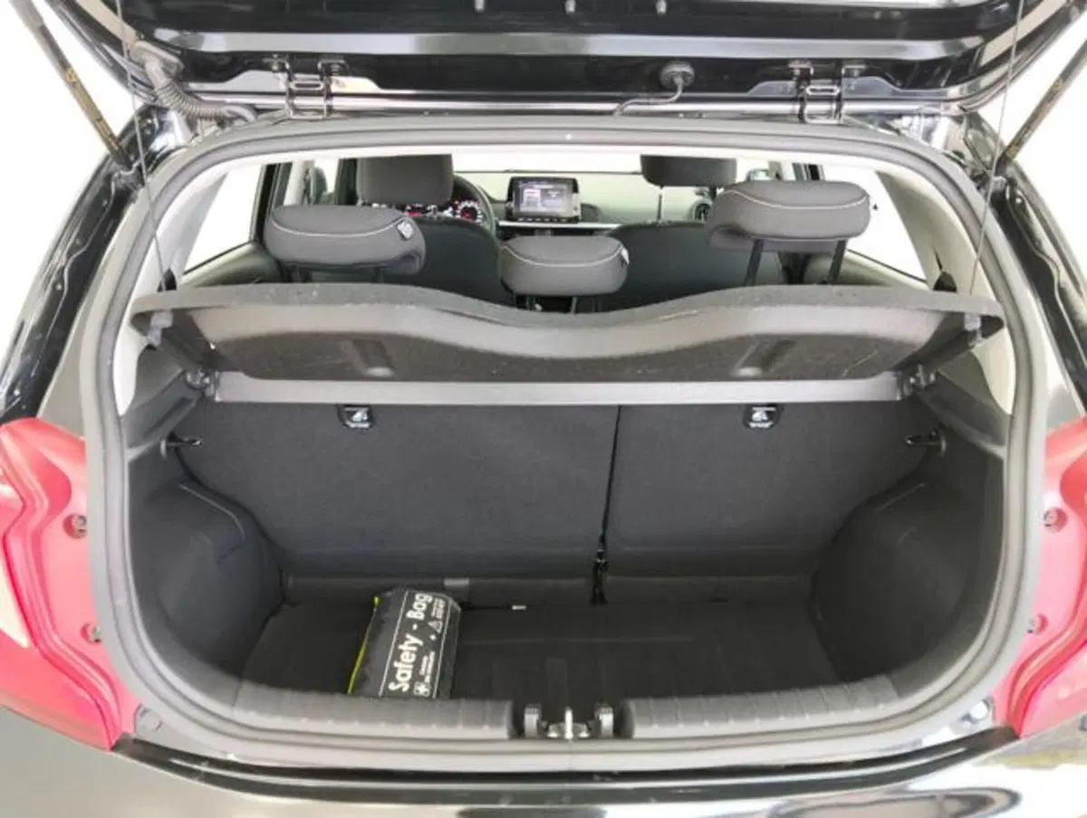 Kia Picanto usata a Como (16)