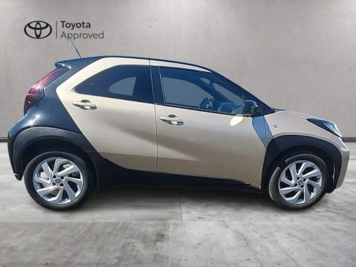 Toyota Aygo X nuova a Roma (4)