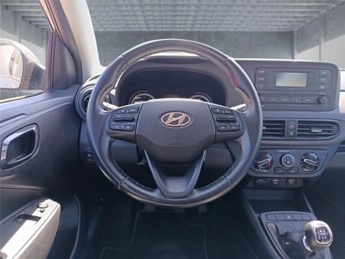 Hyundai i10 usata a Bari (13)