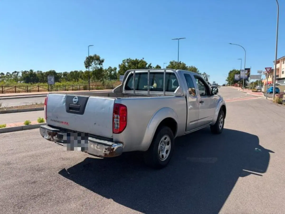 Nissan Navara usata a Sassari (3)