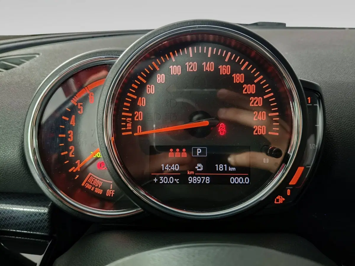 MINI Mini Clubman usata a Ascoli Piceno (12)