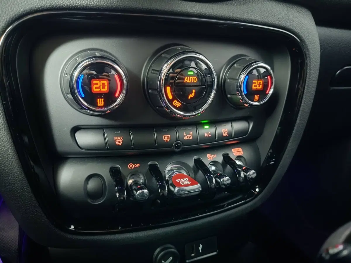 MINI Mini Clubman usata a Ascoli Piceno (15)