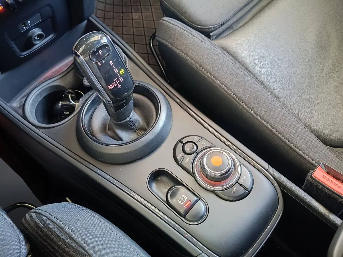 MINI Mini Countryman usata a Ascoli Piceno (16)