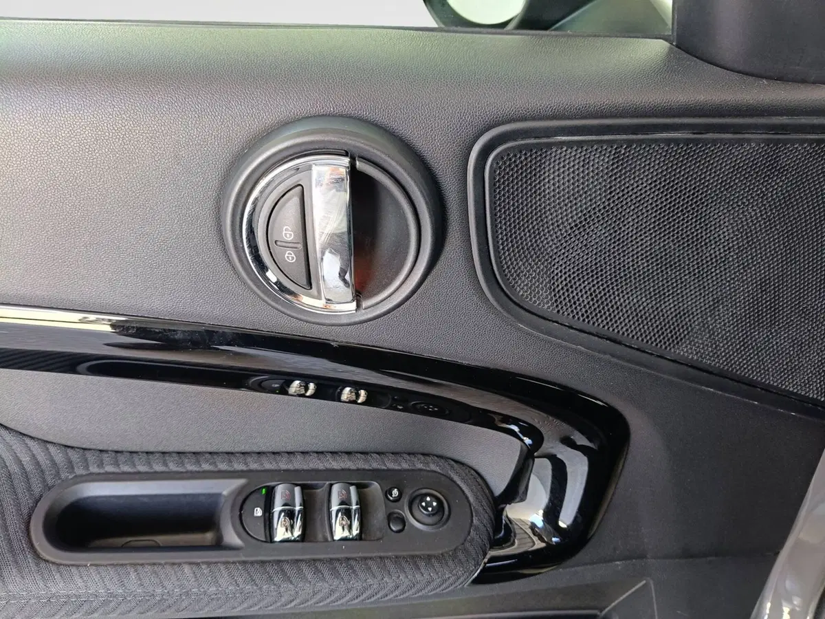 MINI Mini Countryman usata a Ascoli Piceno (17)