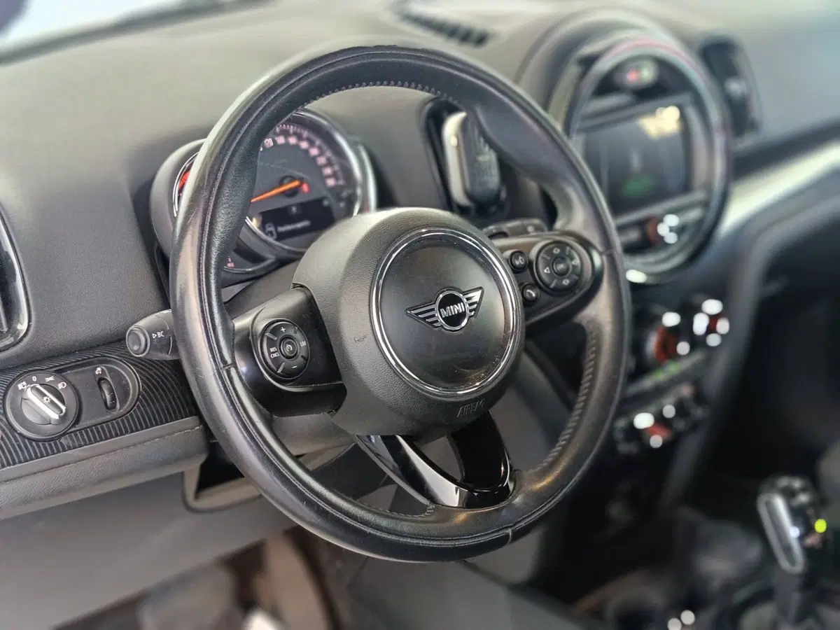 MINI Mini Countryman usata a Ascoli Piceno (18)