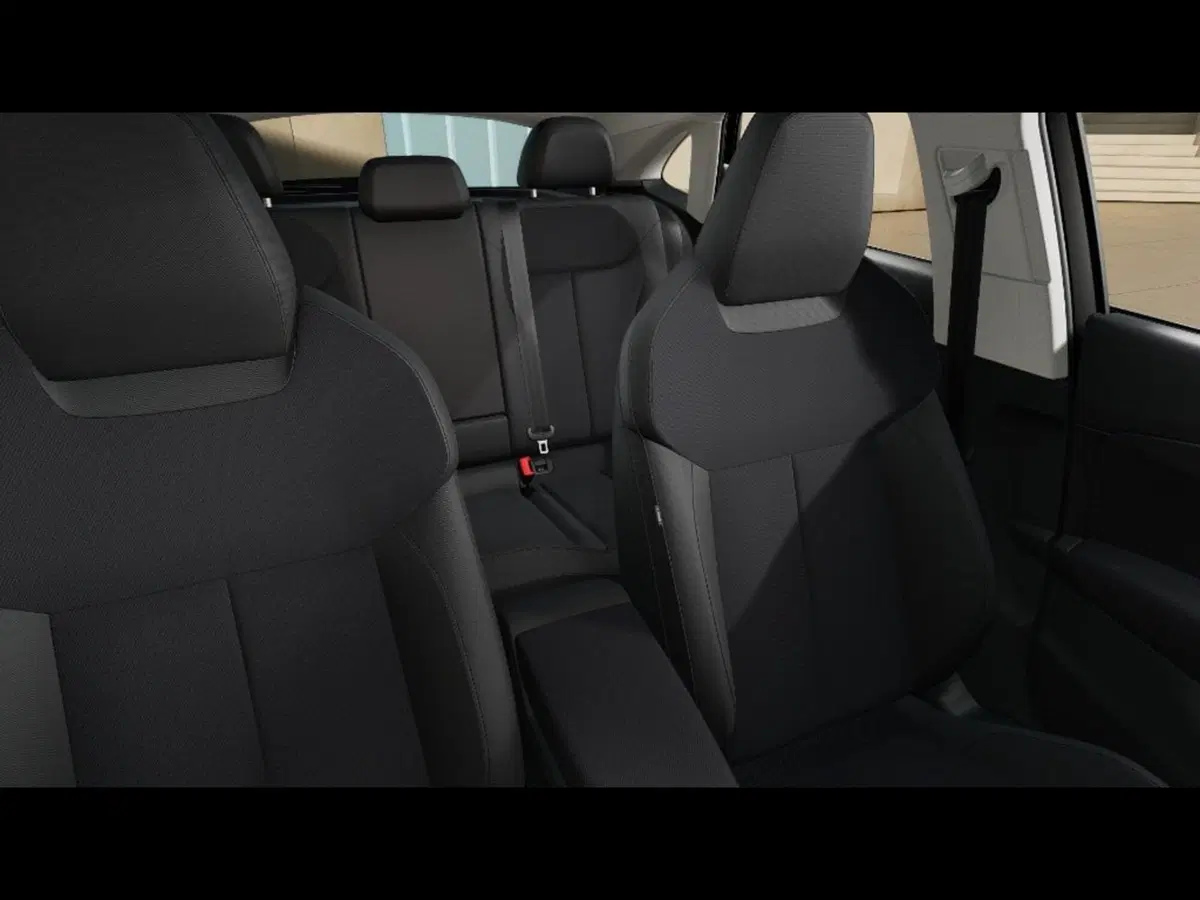 Audi Q3 Sportback nuova a Pisa (11)