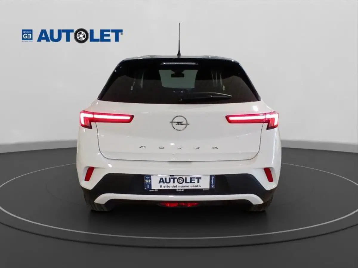Opel Mokka usata a Genova (6)