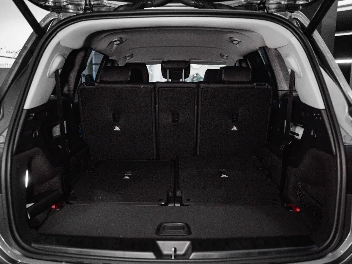 Mercedes-Benz GLB nuova a Ancona (9)
