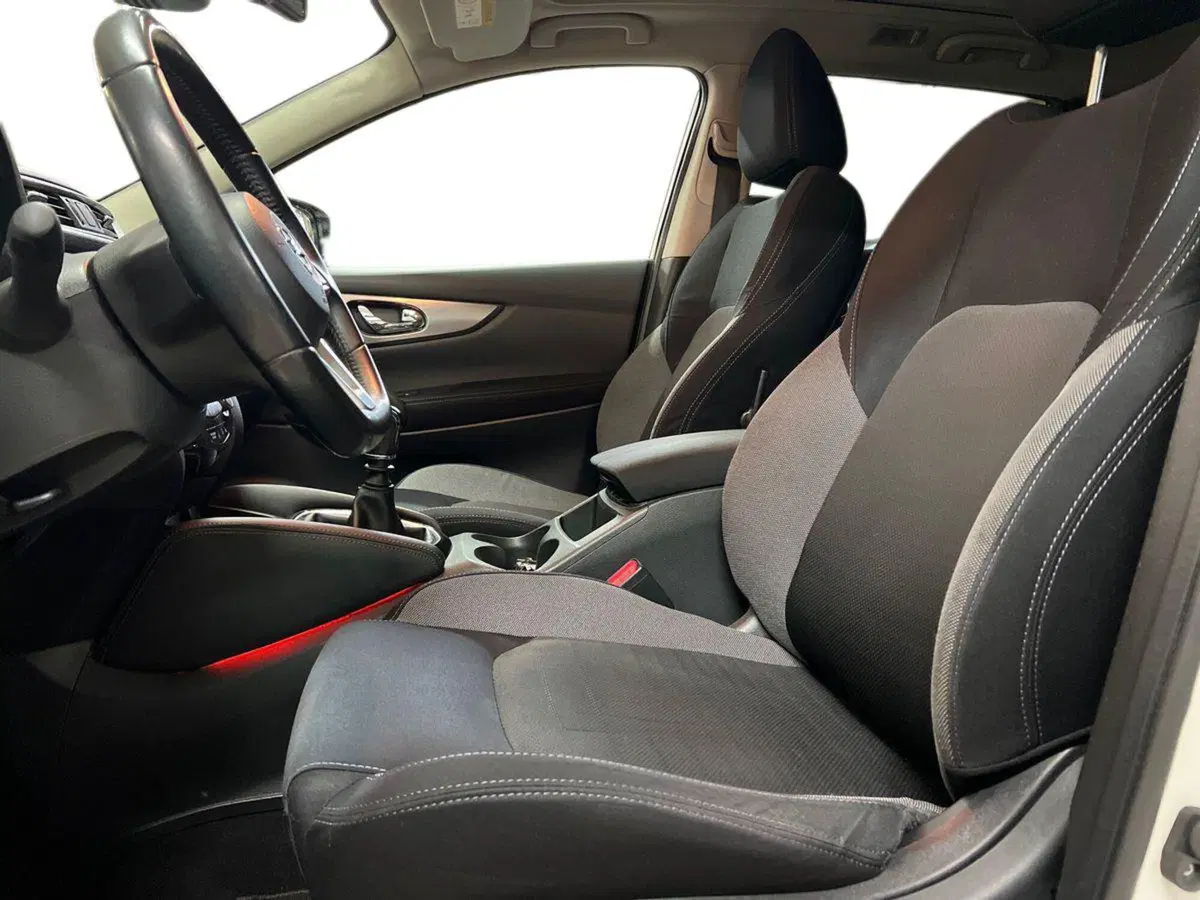 Nissan Qashqai usata a Arezzo (9)