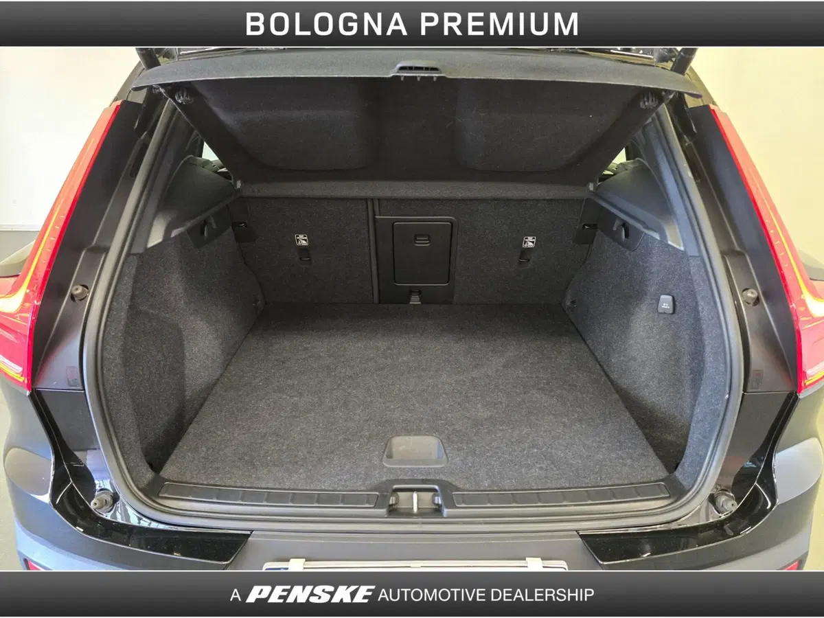 Volvo XC40 usata a Bologna (10)