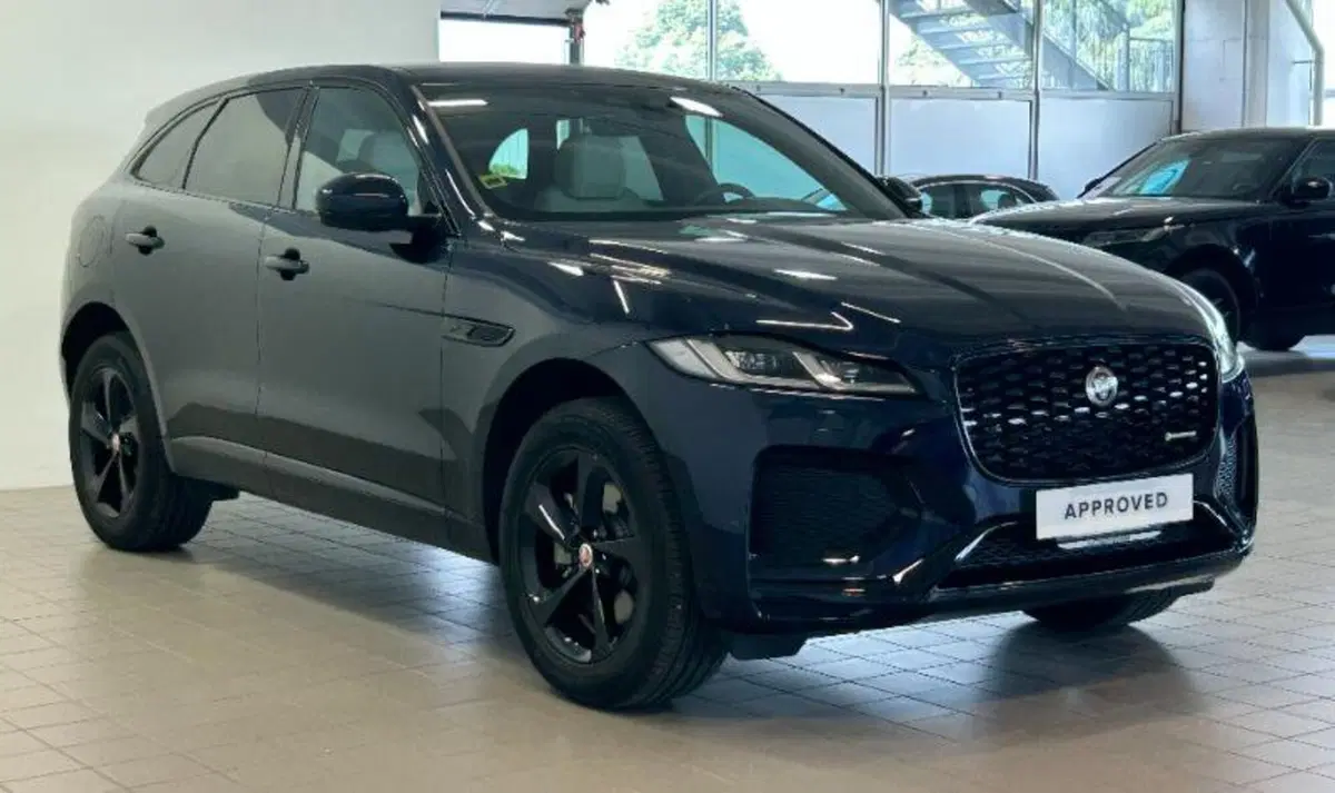 Jaguar F-Pace usata a Venezia (10)