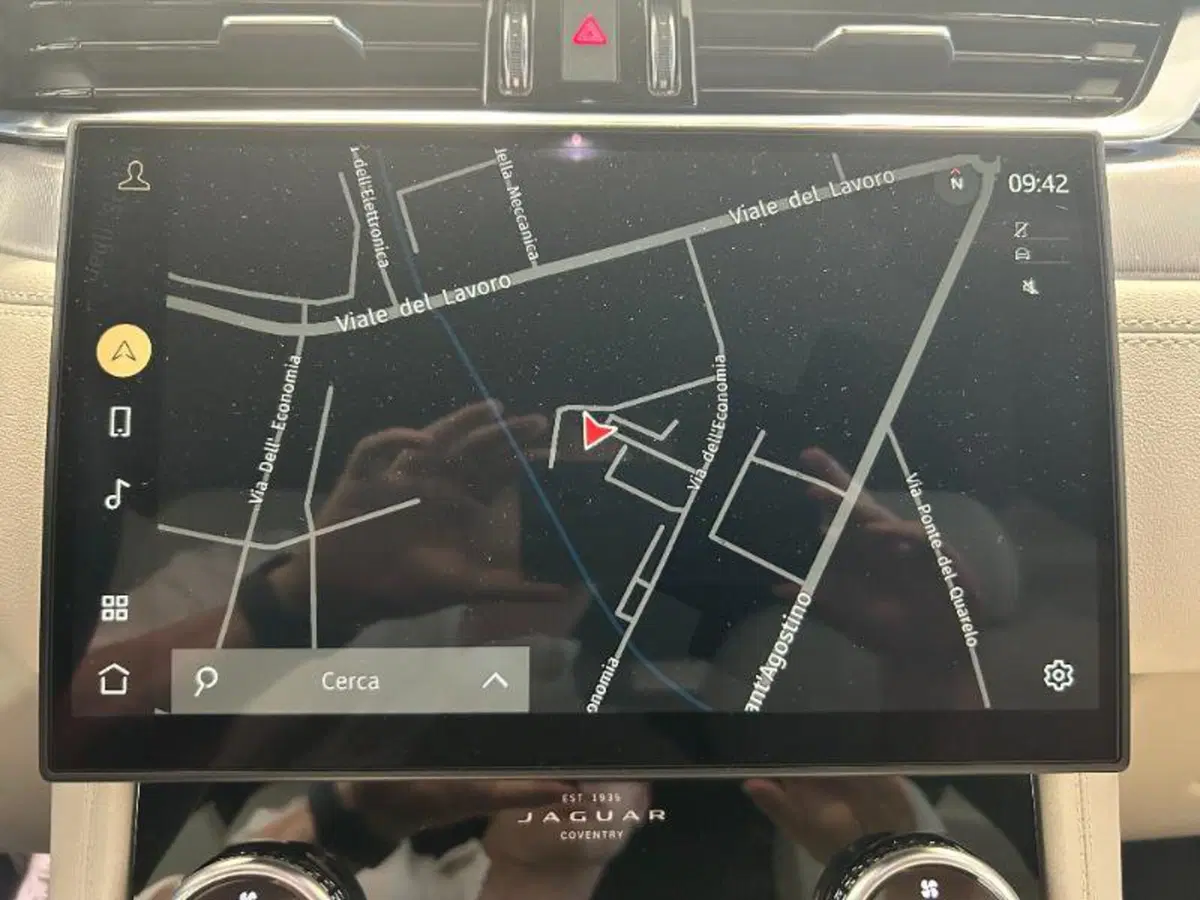 Jaguar F-Pace usata a Venezia (20)