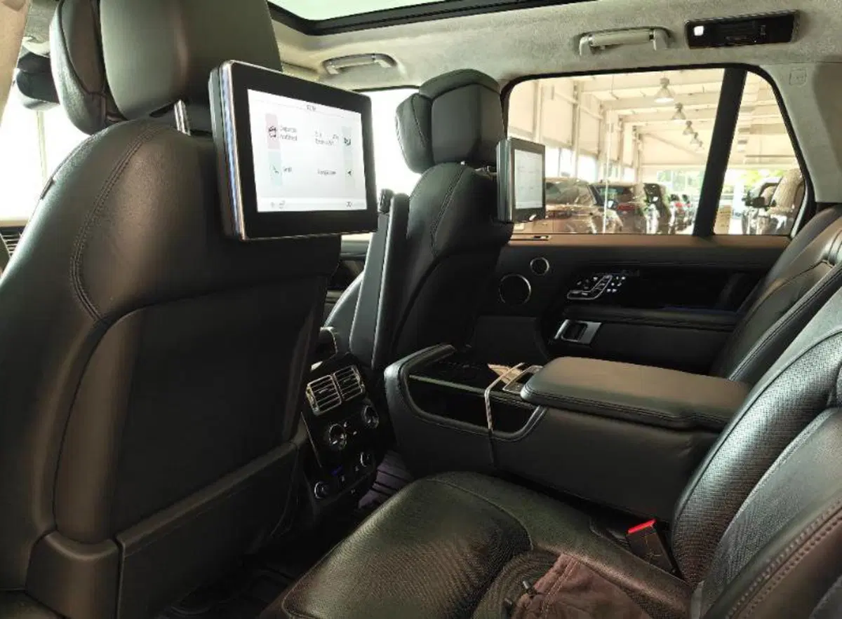 Land Rover Range Rover usata a Venezia (2)