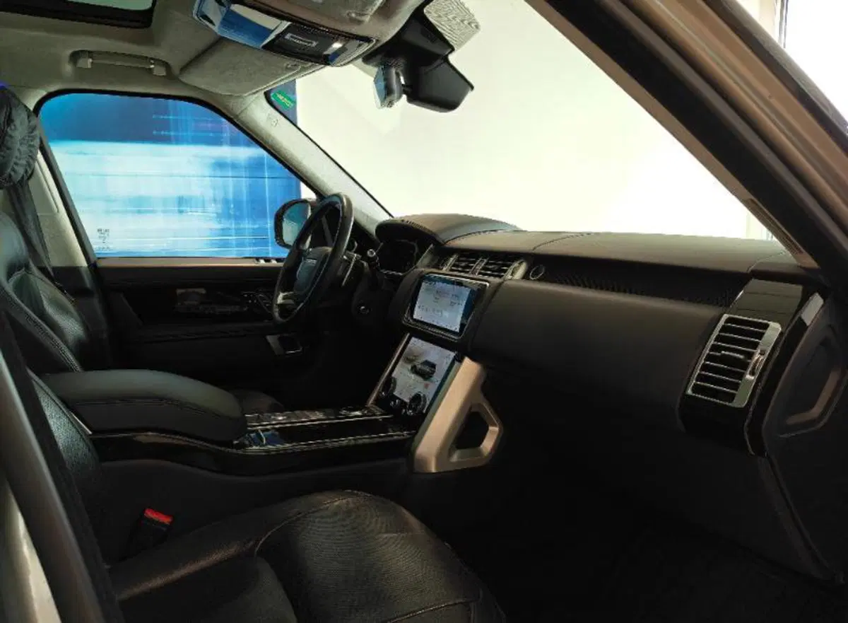 Land Rover Range Rover usata a Venezia (4)