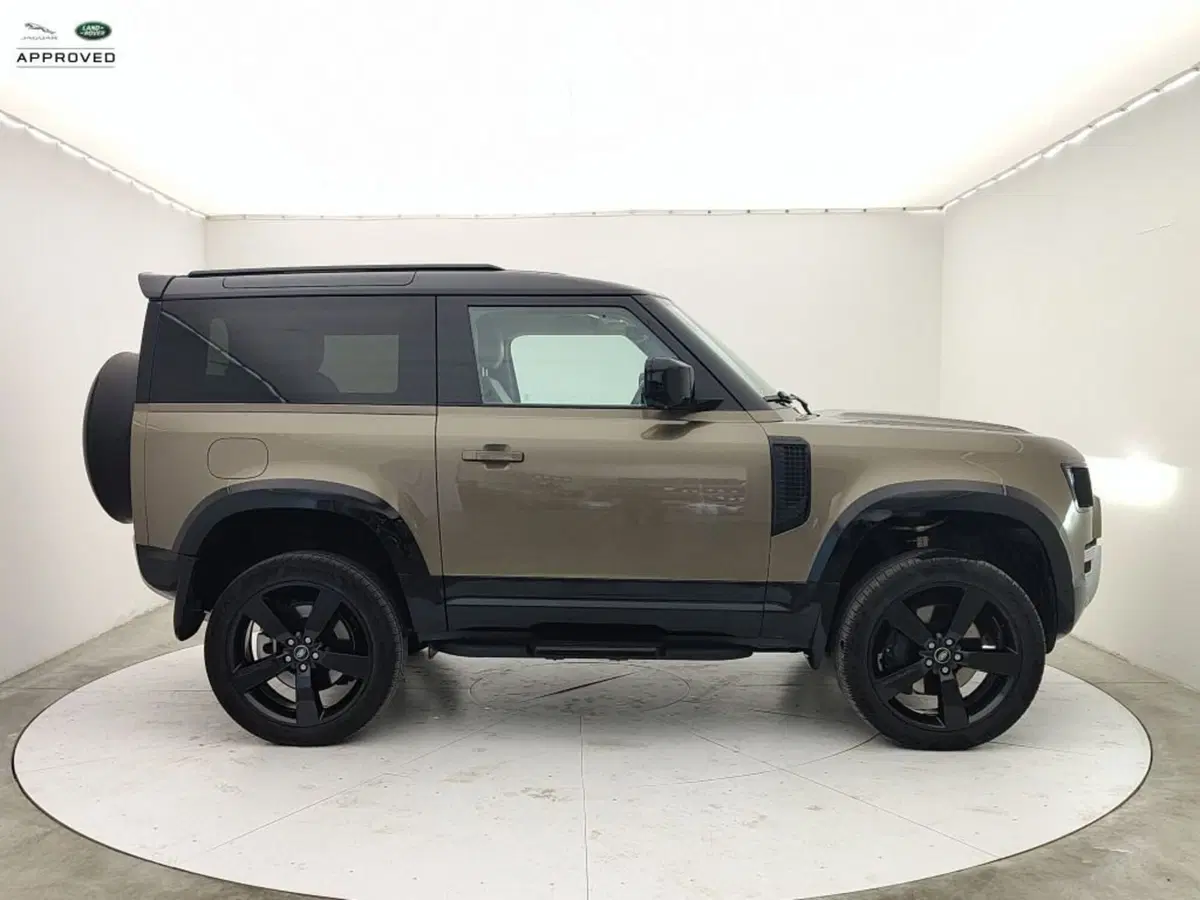 Land Rover Defender usata a Ragusa (6)