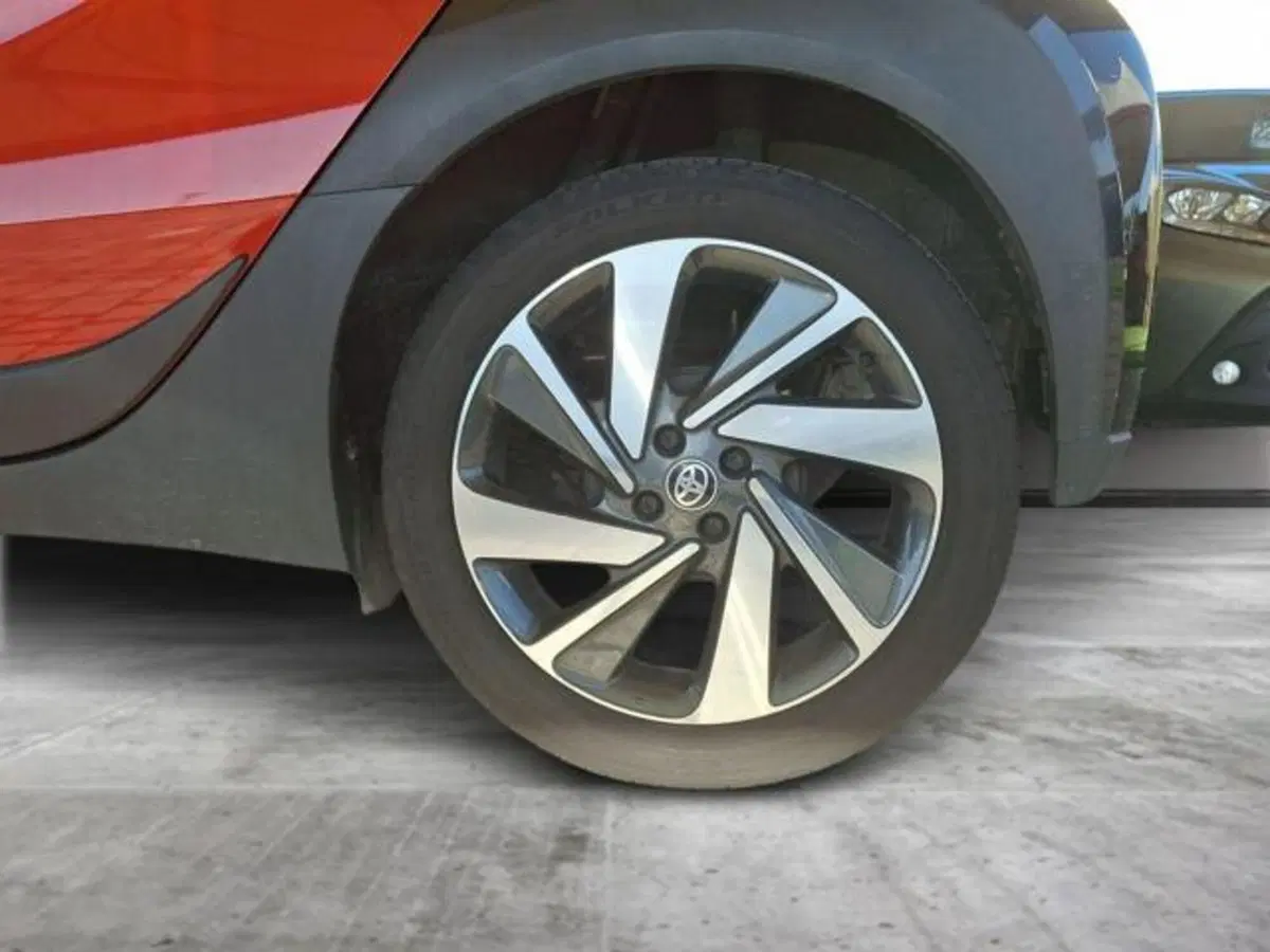 Toyota Aygo X usata a Roma (14)
