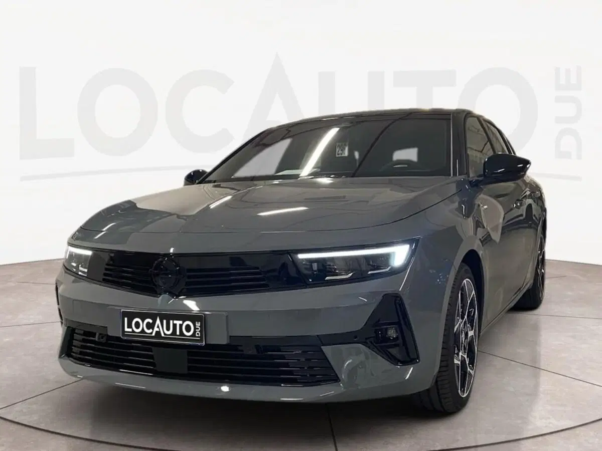 Opel Astra Station Wagon nuova a Torino