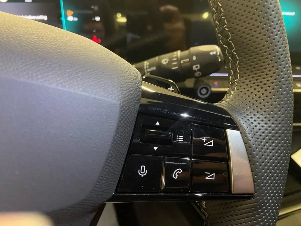 Opel Astra Station Wagon nuova a Torino (13)