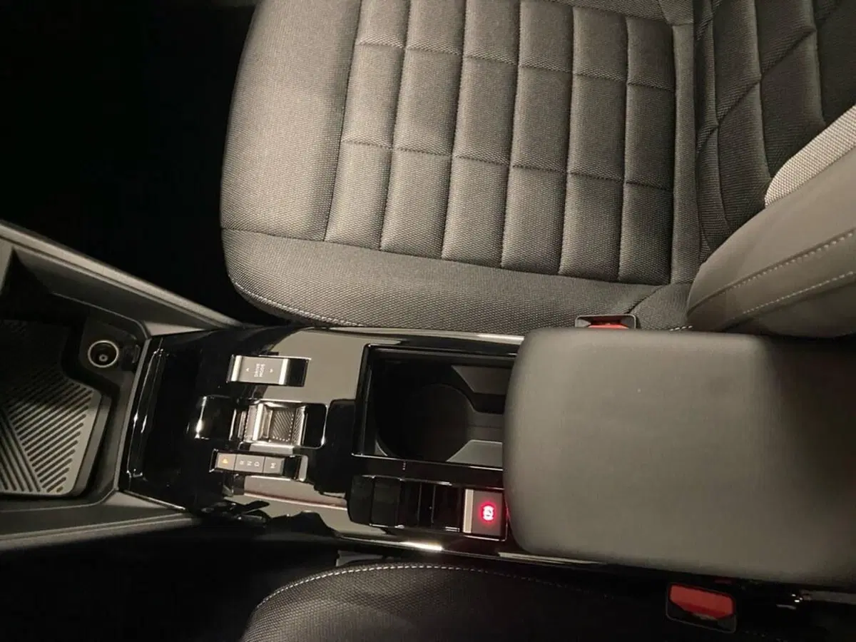 Citroen C4 nuova a Torino (12)