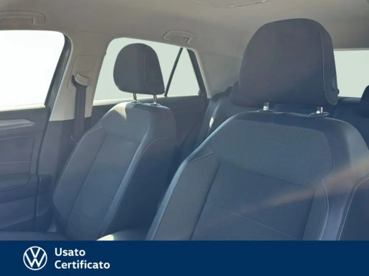 Volkswagen T-Roc usata a Vicenza (9)