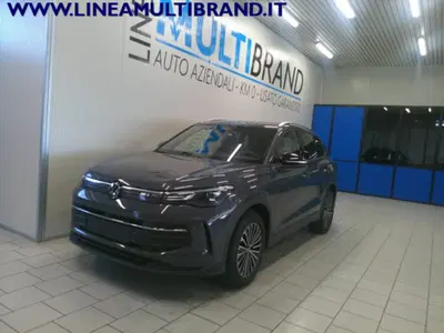 Volkswagen Tiguan 1.5 etsi Edition 150cv dsg del 2025 usata a Piacenza