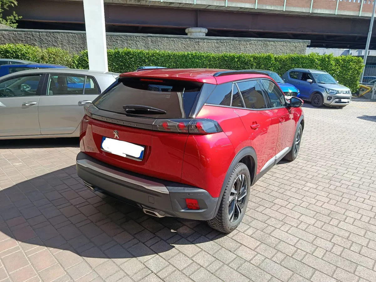 Peugeot 2008 usata a Lecco (9)