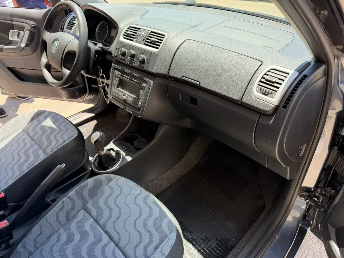Skoda Fabia usata a Agrigento (8)