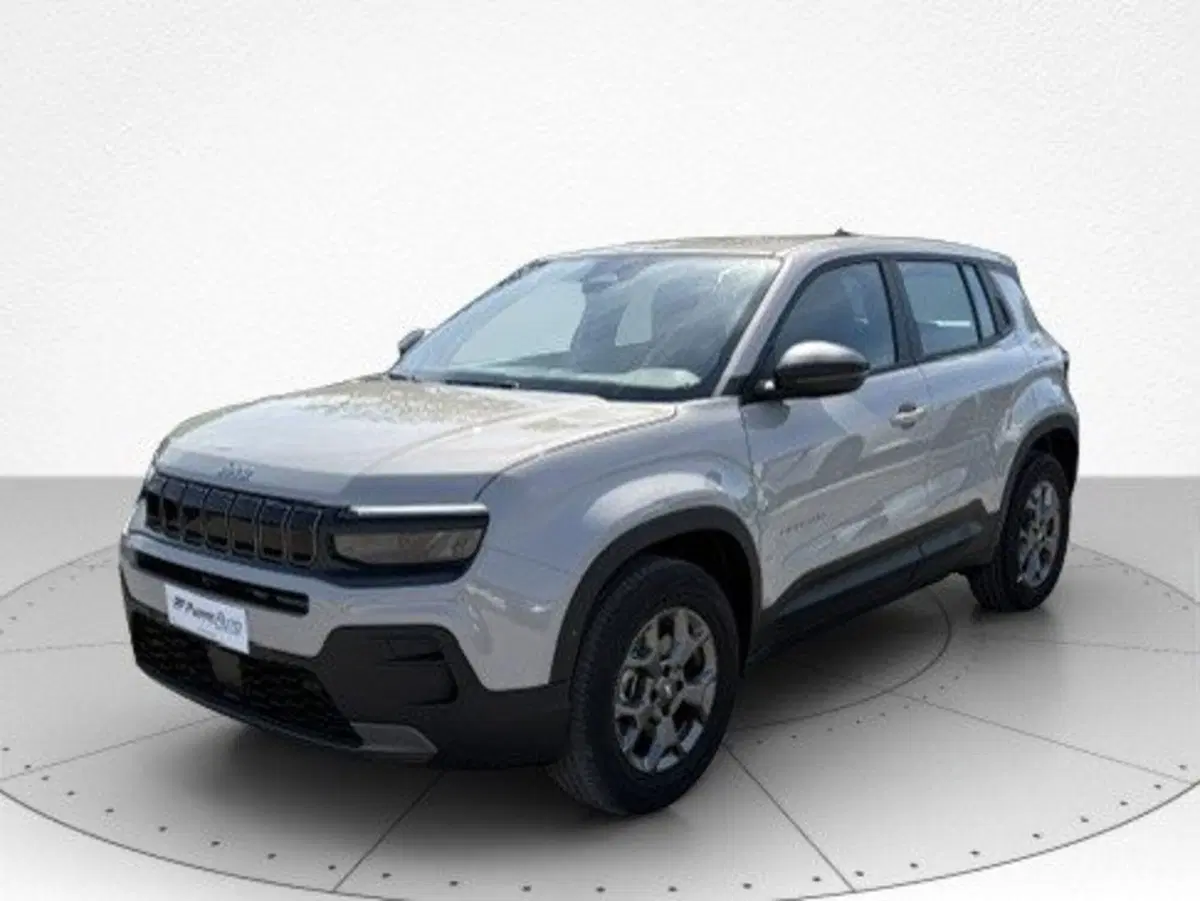 Jeep Avenger nuova a Macerata