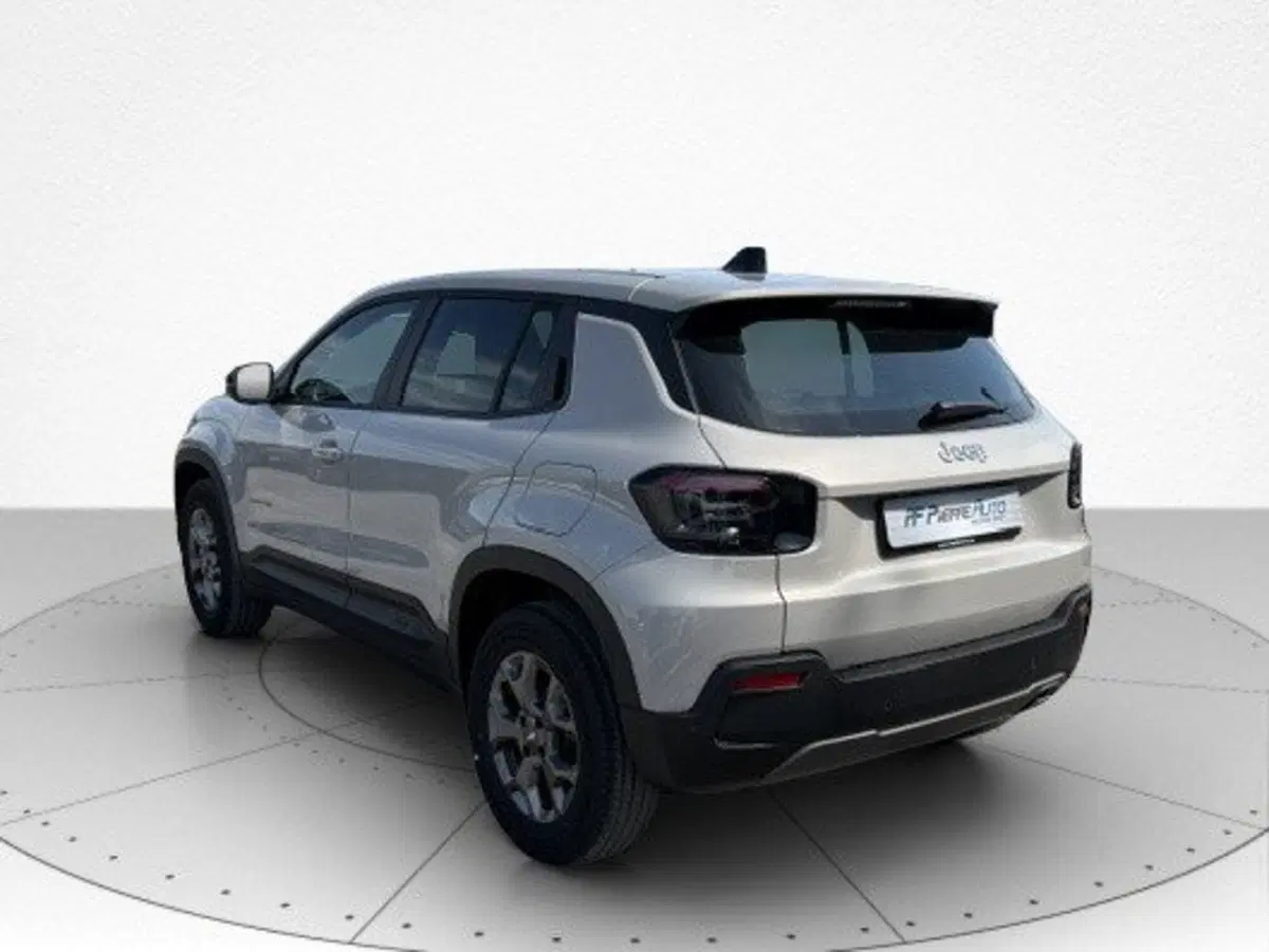 Jeep Avenger nuova a Macerata (4)