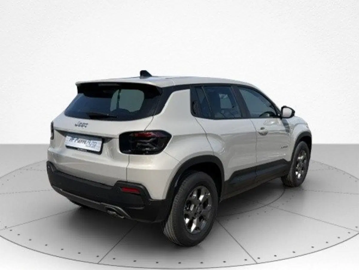 Jeep Avenger nuova a Macerata (4)