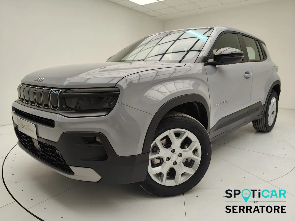 Jeep Avenger nuova a Como