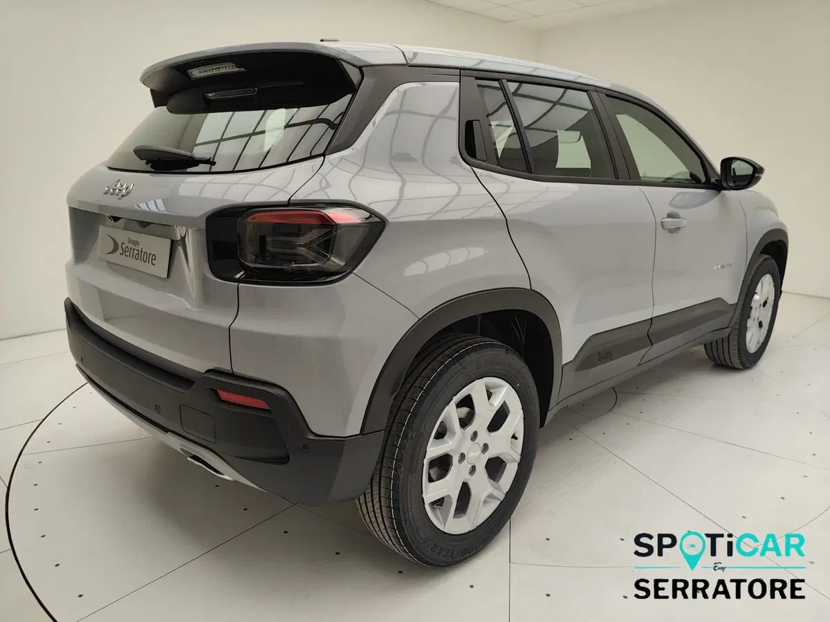 Jeep Avenger nuova a Como (6)