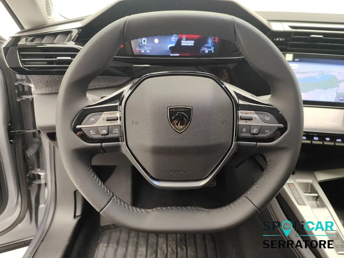 Peugeot 408 nuova a Como (15)