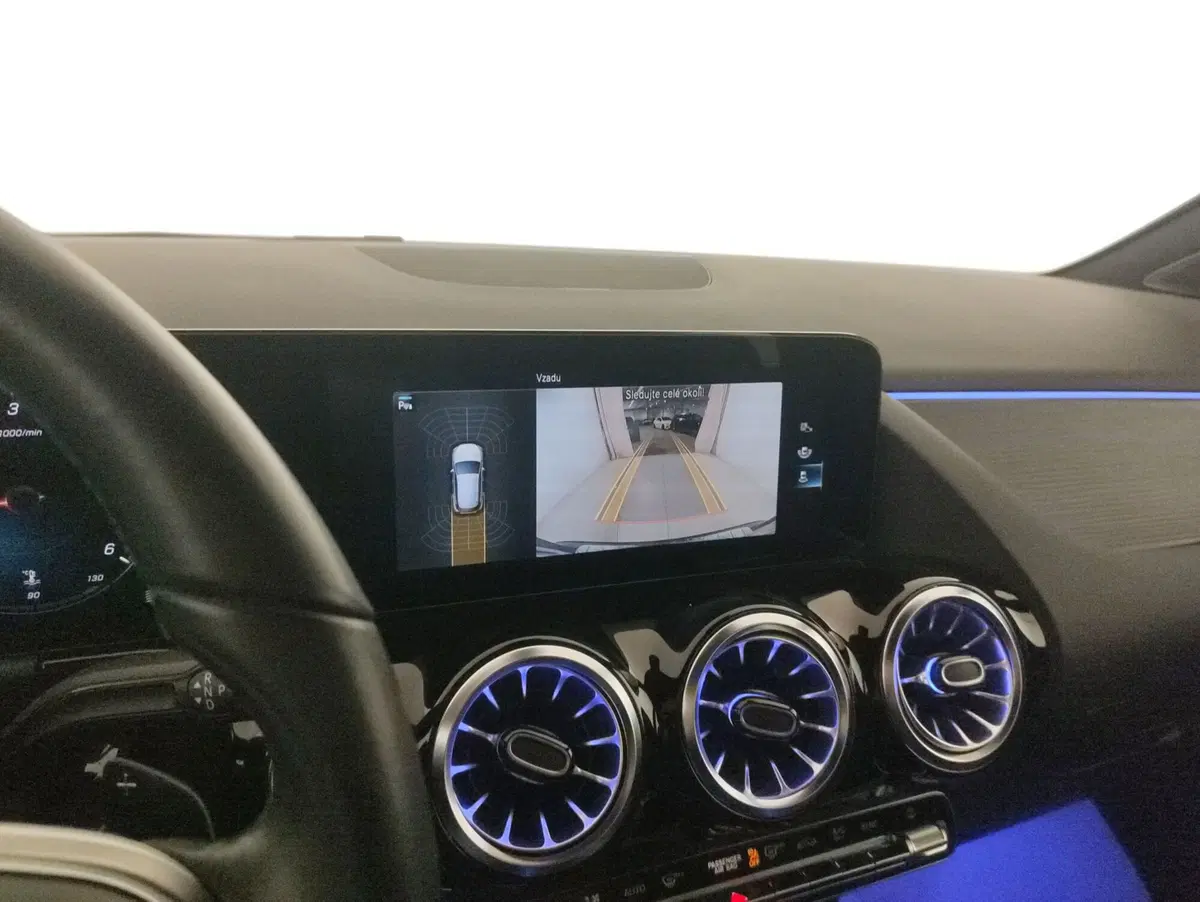 Mercedes-Benz GLA SUV usata a Alessandria (11)
