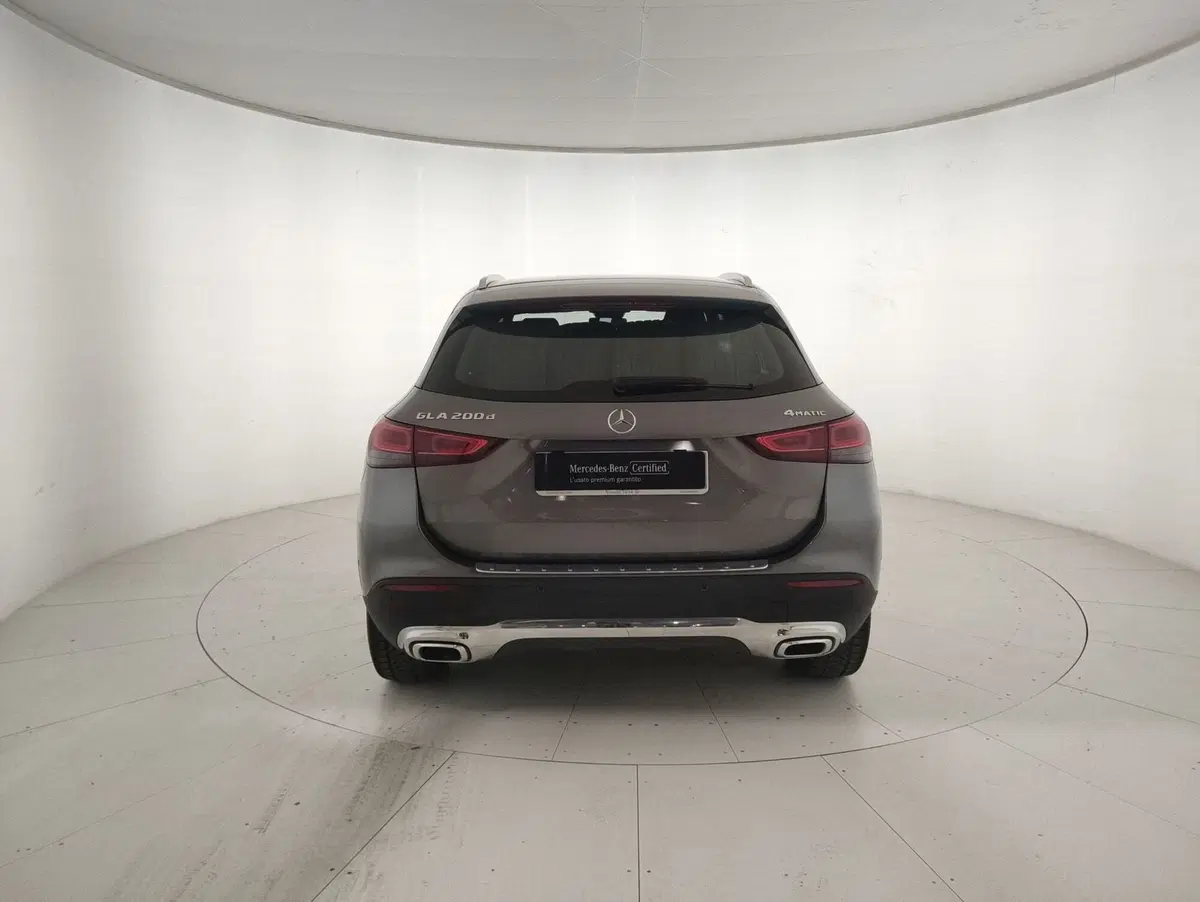Mercedes-Benz GLA SUV usata a Alessandria (3)