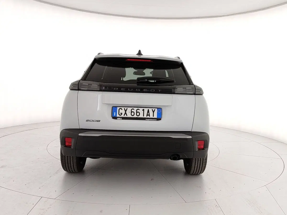 Peugeot 2008 nuova a Caserta (5)
