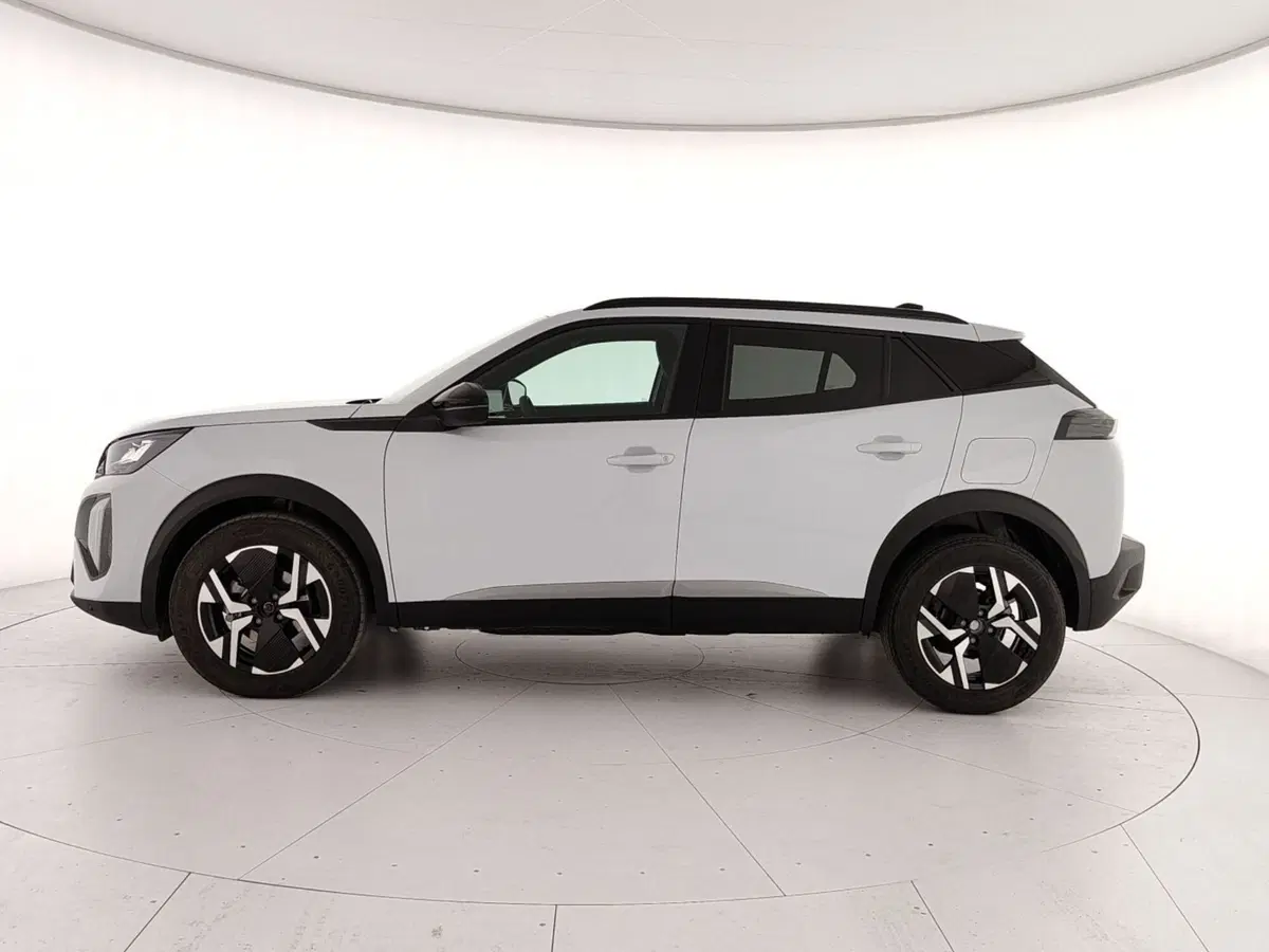 Peugeot 2008 nuova a Caserta (8)